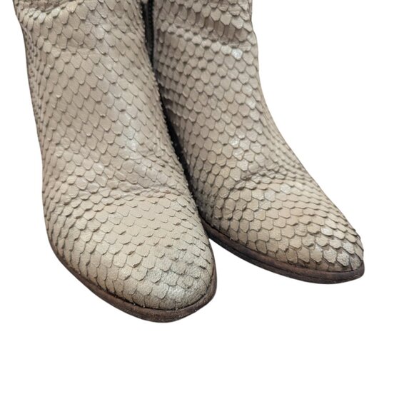 Ann Tuli - Women's Leather "Snakeskin" Zip Up Booties w heels - Size 38 - Picture 13 of 14